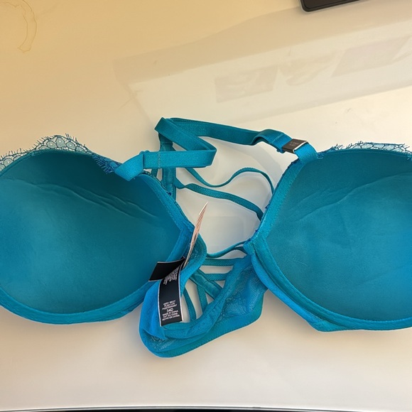 Victoria’s Secret NWT Very Sexy Push-up Bra - Picture 5 of 7